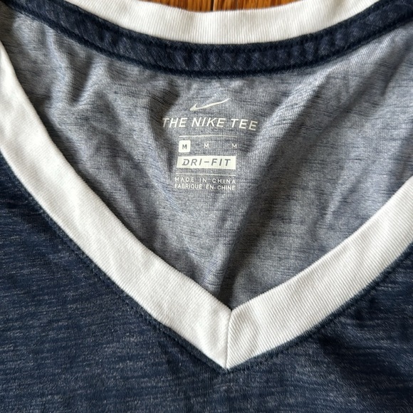 Syracuse Nike tshirt - Picture 2 of 2